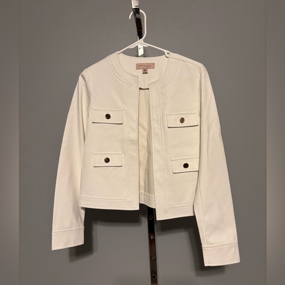 Philosophy Jackets & Blazers - Philosophy Women’s White Jacket/Blazer Faux Leather Pockets Gold Buttons XS
